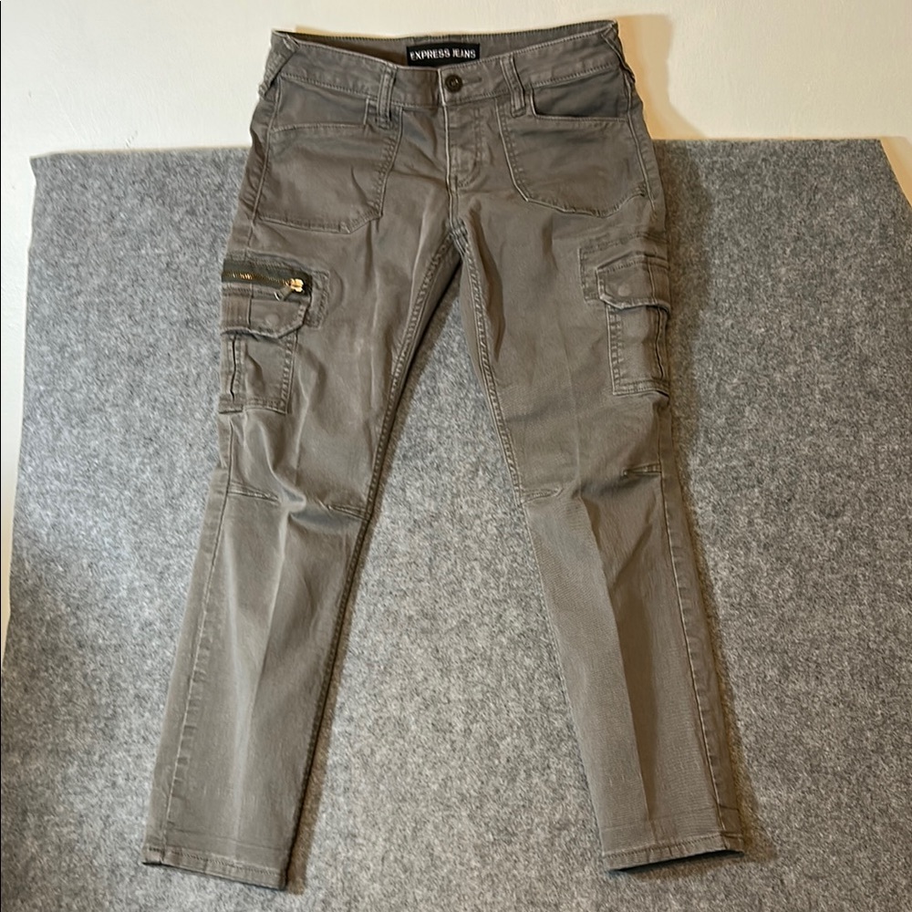 Express Jeans Gray Straight Leg Women’s Size 4 Cargo Snap Pockets